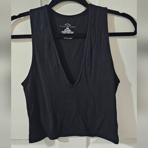 Women's Black Sleeveless Top